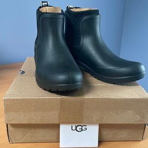 NWT UGG Rain Boots Size 7